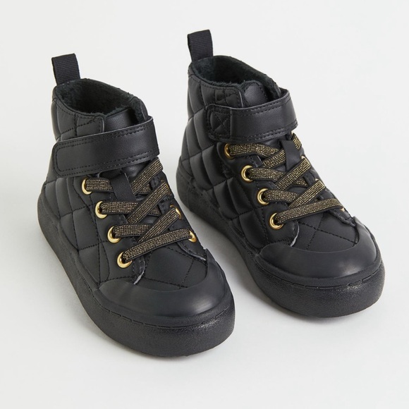 H&M Other - Sz 12 US H&M faux shearling lined-high tops elastic laces elastic  slip on